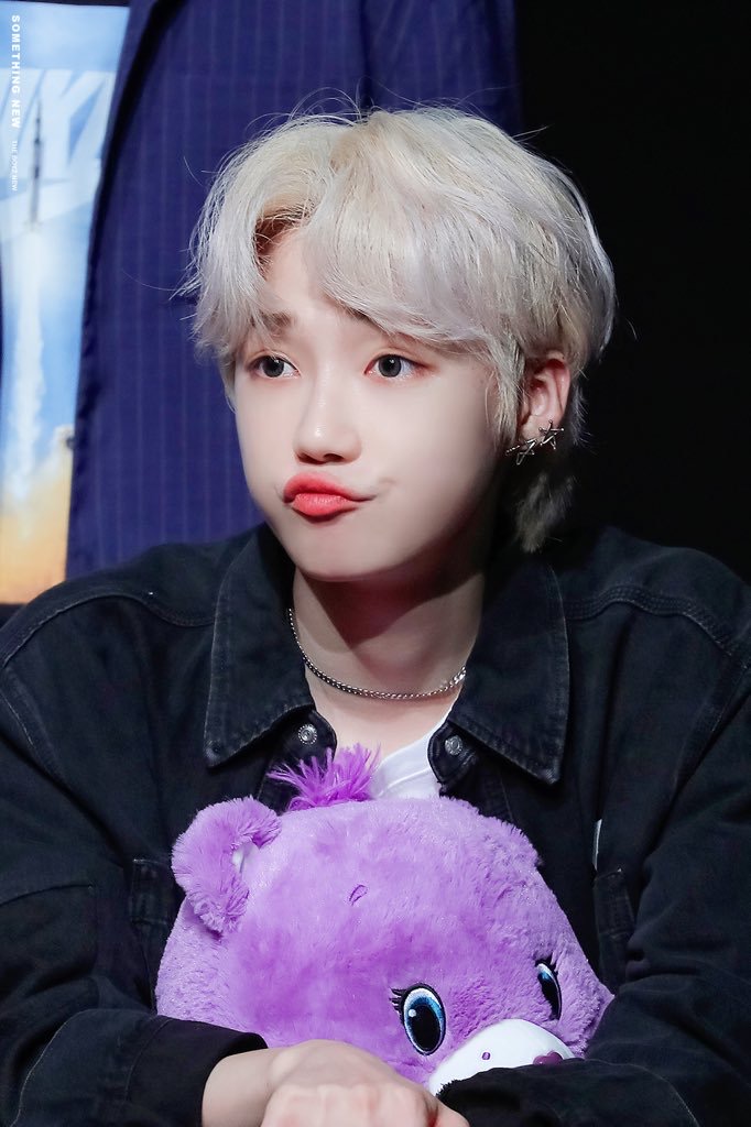 펭귄처럼 생긴 아이돌.. 더보이즈 뉴 | 인스티즈