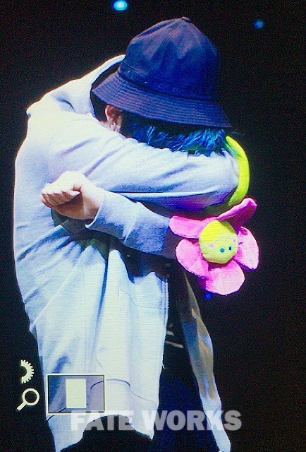 투바투 연준 막방이라고 우는(척)중ㅋㅋㅋㅋㅋ | 인스티즈