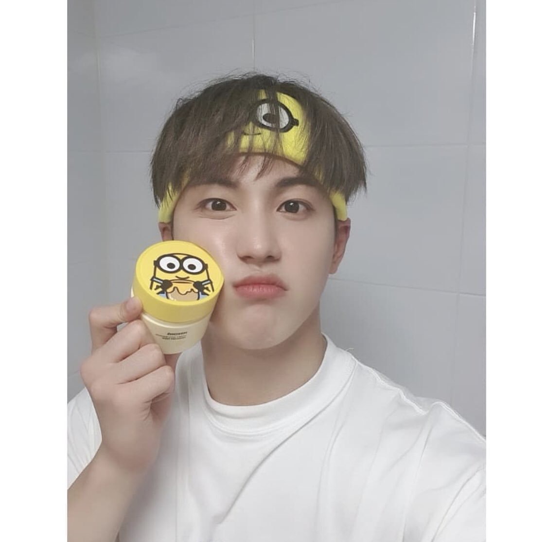 김국헌 진짜 셀카장인같아 | 인스티즈