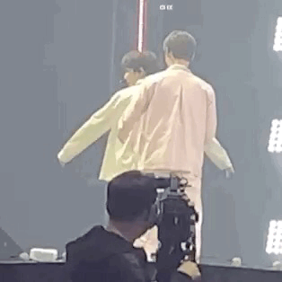 ㄱ 년북이 진짜 웃기는게 | 인스티즈