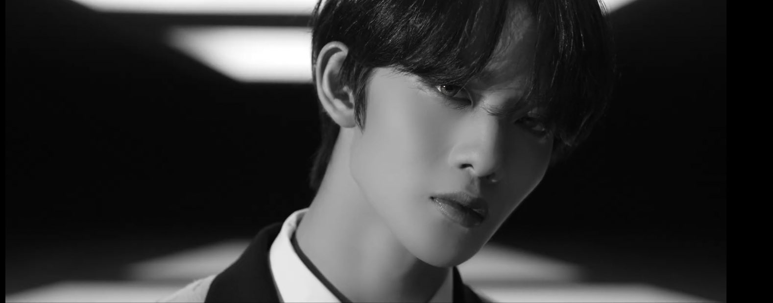 씨아이엑스 배진영 얼굴에 항상 진심이야 | 인스티즈