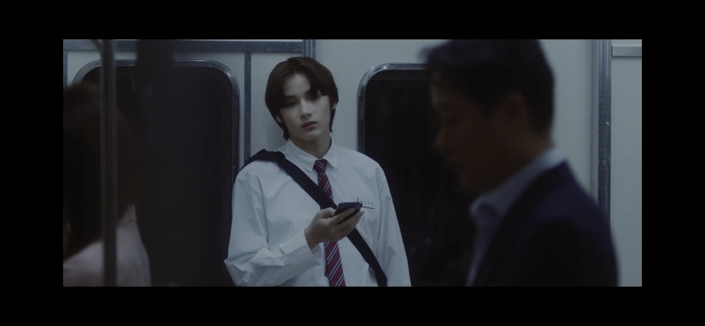 휴닝카이 왜 넷플릭스 찍고 있어? | 인스티즈