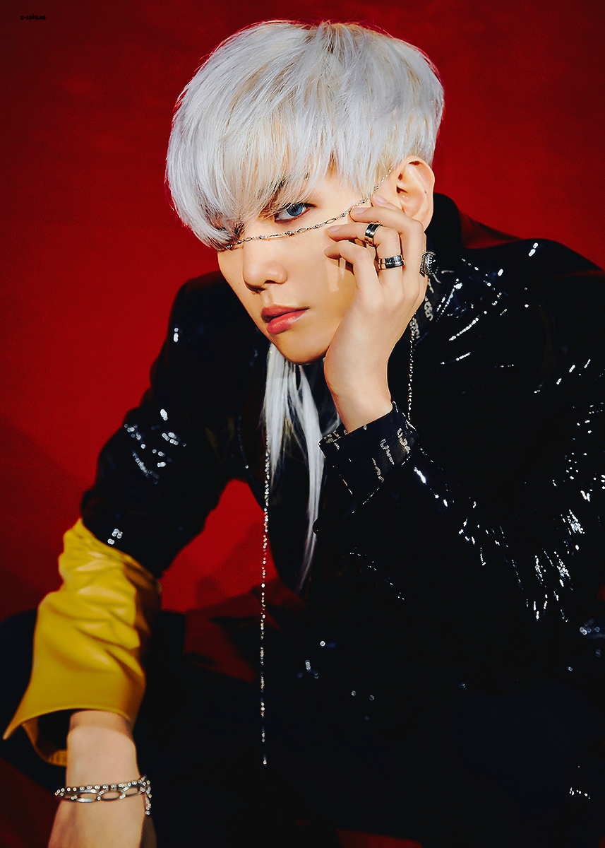 백현 보정본 주워가세요 😊 | 인스티즈