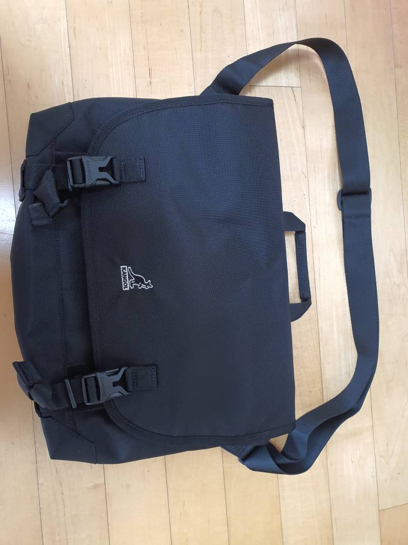 캉골 이지 메신저백 2023 5만원에 판매합니다 | 인스티즈