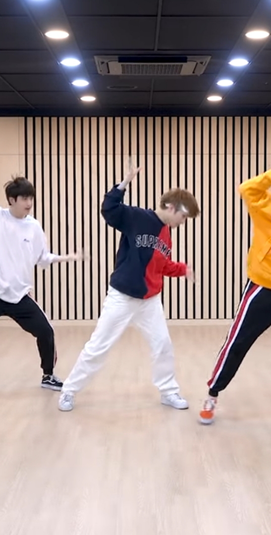 투바투 이 둘이 동일인물이야? 발캡쳐ㅈㅇ | 인스티즈