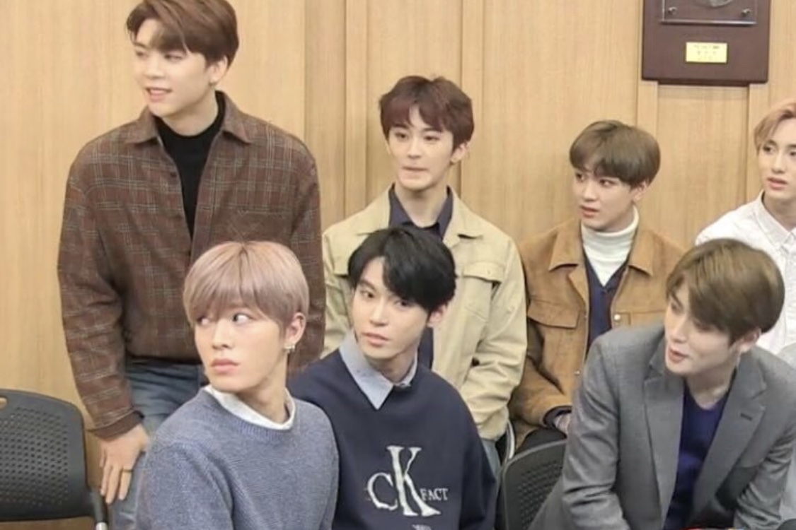 진짜 이동혁 남들보다 덜 큰 게 아니라 태생부터 쬐끄만 거여서 너무 귀여워 | 인스티즈