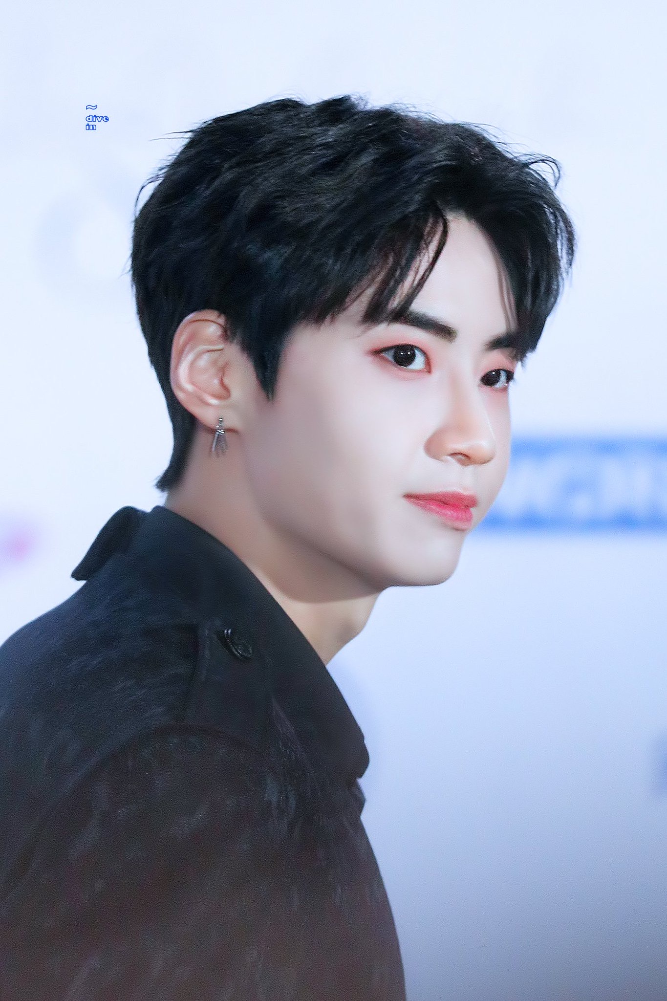 진혁이 볼살 어디갔어!!! | 인스티즈