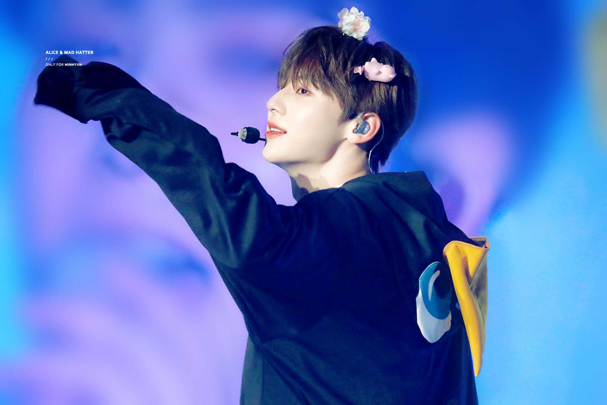 취미와 특기가 정리지만 이목구비가 제일 잘 정리 된 뉴이스트 민현 | 인스티즈