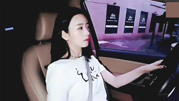 윤보미 운전하는 거 뭐지.. | 인스티즈