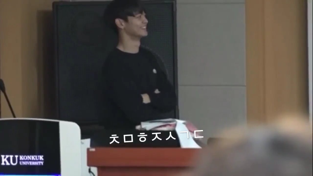 4년 전 오늘 건대에 한 강의실에 있던 | 인스티즈