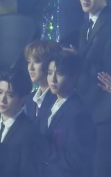 브이라이브 시상식에 이 두명 누구야? | 인스티즈