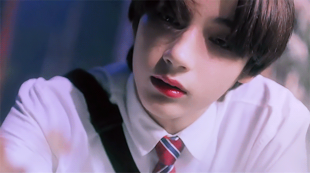 투바투 휴닝카이 넷플릭스 찍는데요... | 인스티즈