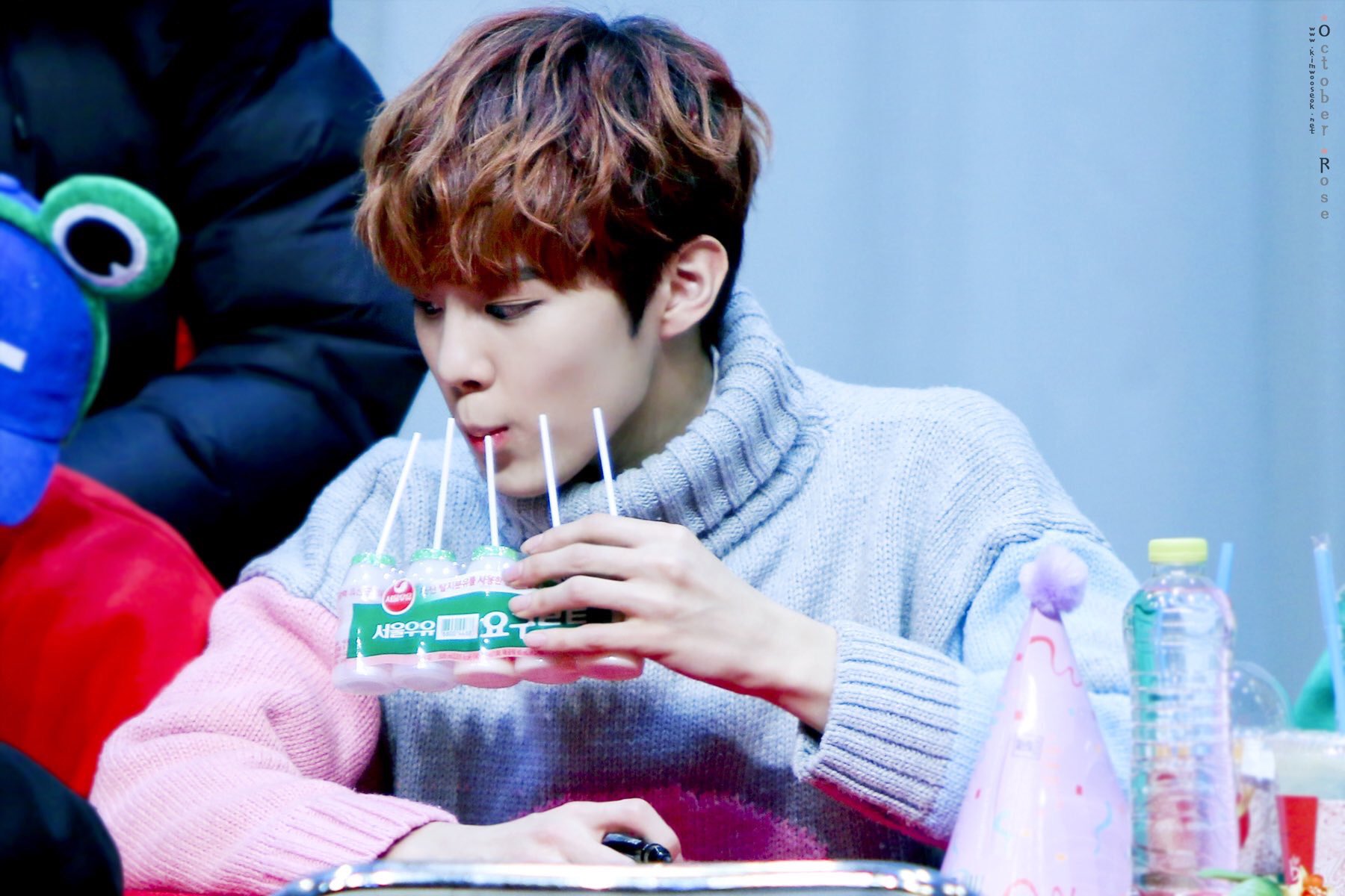 김우석 야무지게 먹네 누가 머지아니랄까봐 | 인스티즈