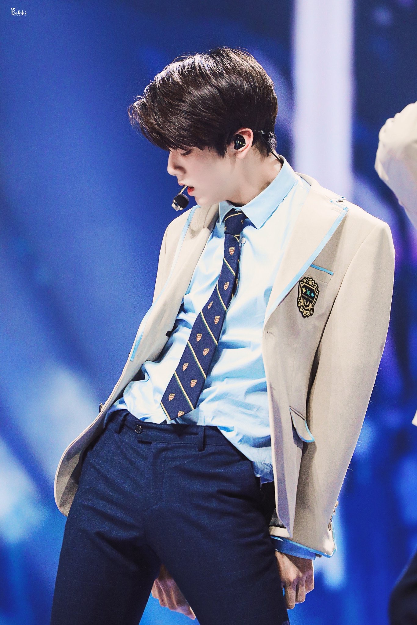 투바투 수빈 데뷔하자마자 광속으로 오빠 허락해준거 정말 잘한일이다 | 인스티즈