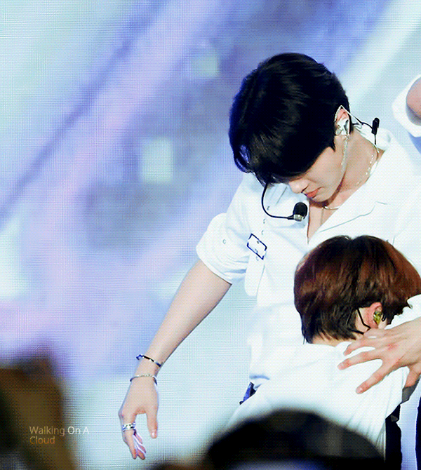 개인적으로 조승연 이 무대의상이 베스트임. 개안 | 인스티즈