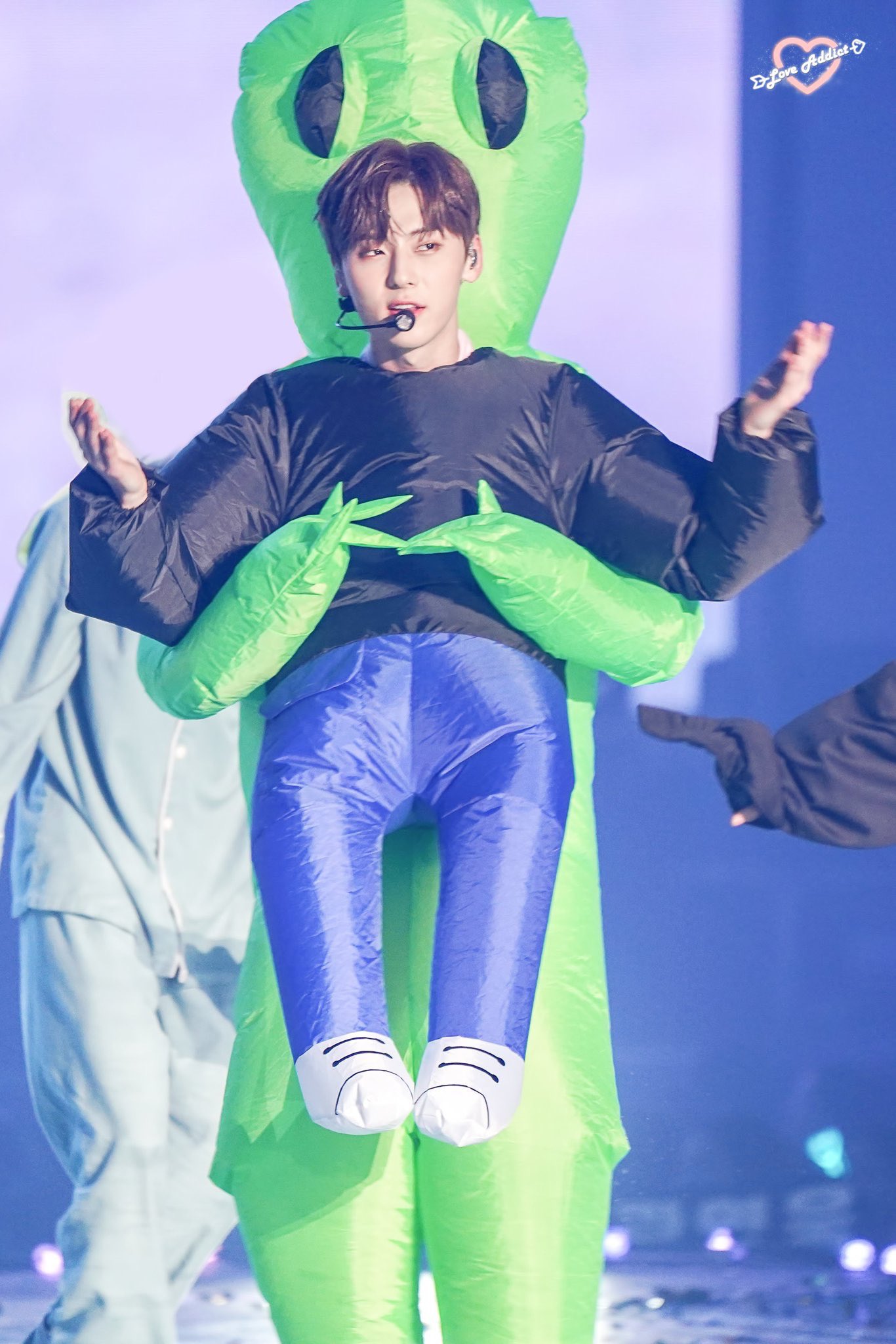 뉴이스트 황민현 이거는 진짜 사실임 | 인스티즈