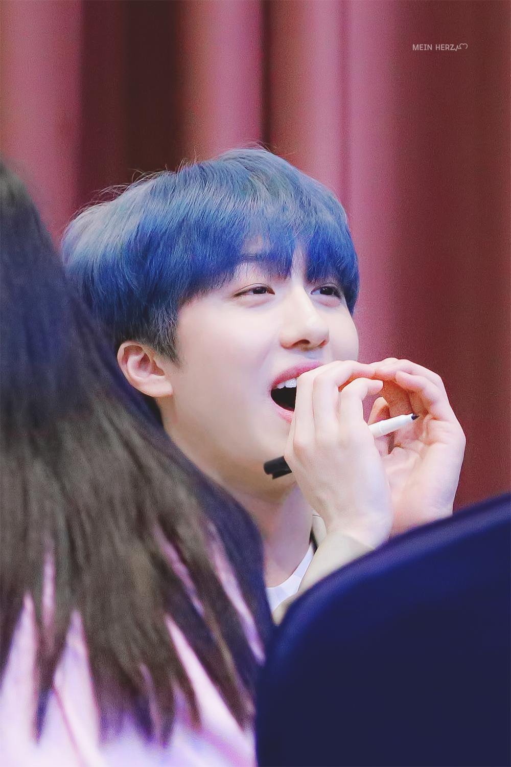 나 얘 얼굴에 자부심 있다 | 인스티즈