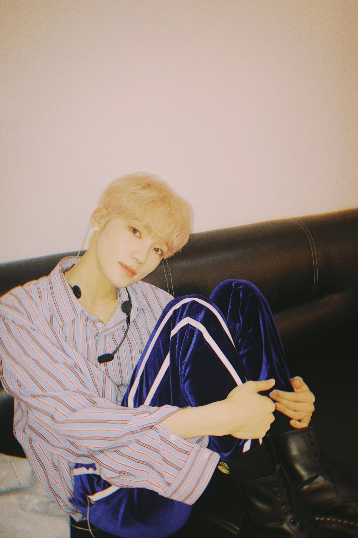 더보이즈 뉴 셀카 사진 너무 잘 찍는 것 같아 | 인스티즈