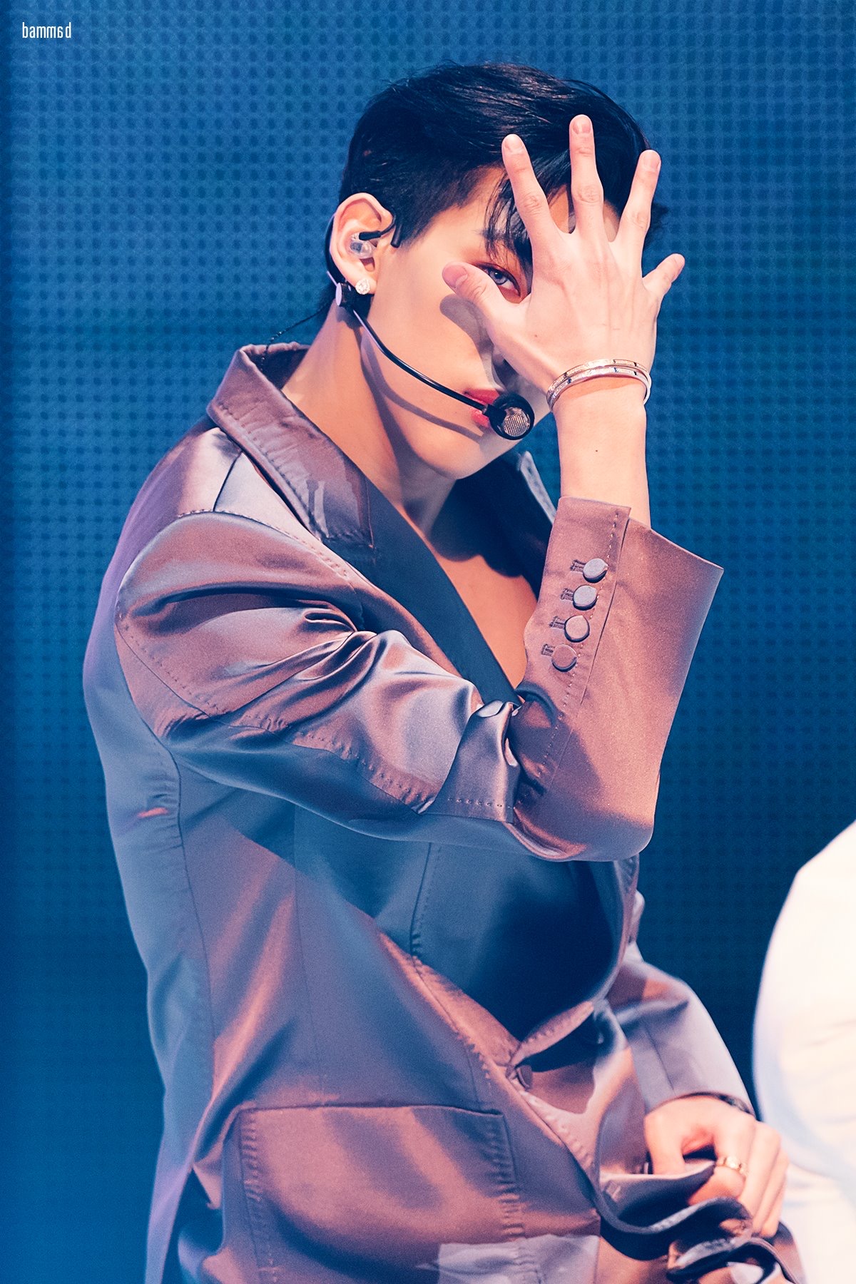 우리판 보정 제일 잘 하는 것 같은 홈마.... 최애 아니어도 사진 다 저장하게 됨 ㄹㅇ | 인스티즈