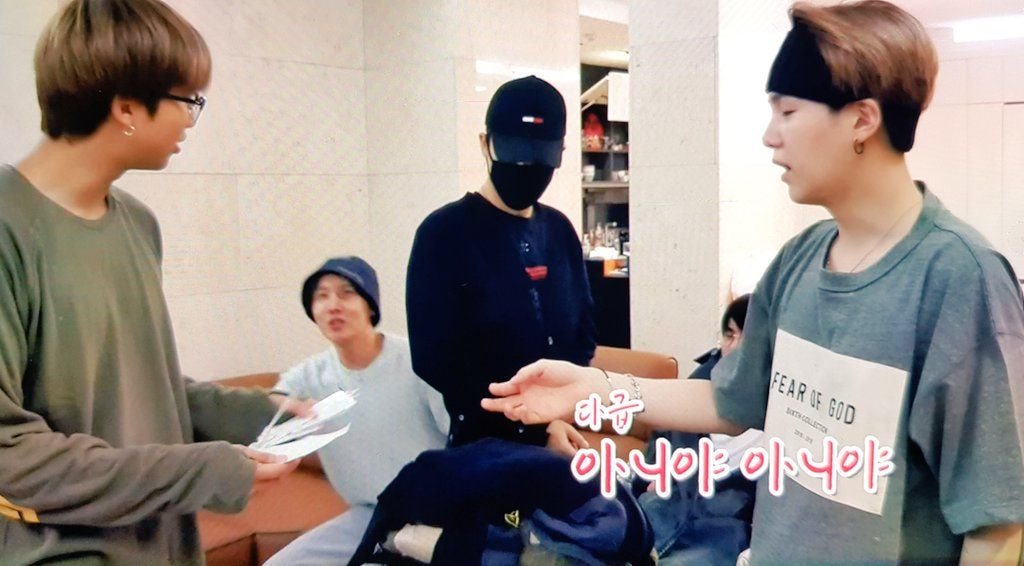 방탄 슈가 알엠이 뭐 한다고 하면 진지하게 말리는게 너무 웃곀ㅋㅋㅋㅋㅋ | 인스티즈