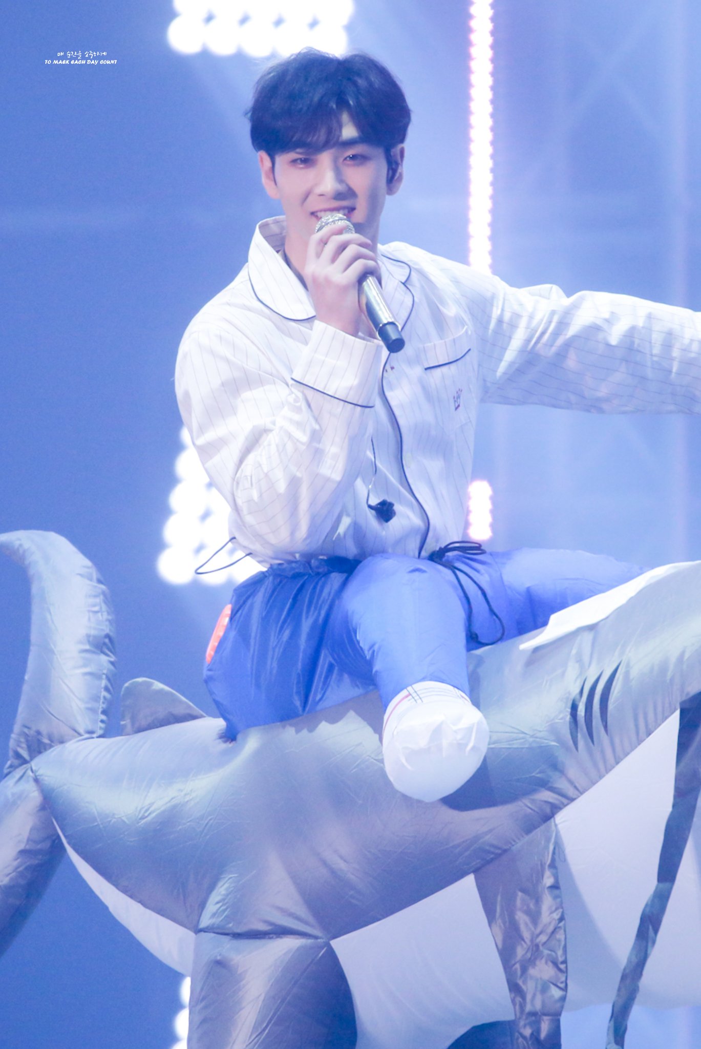 강동호(뉴이스트) 솔직히 다 안다 | 인스티즈