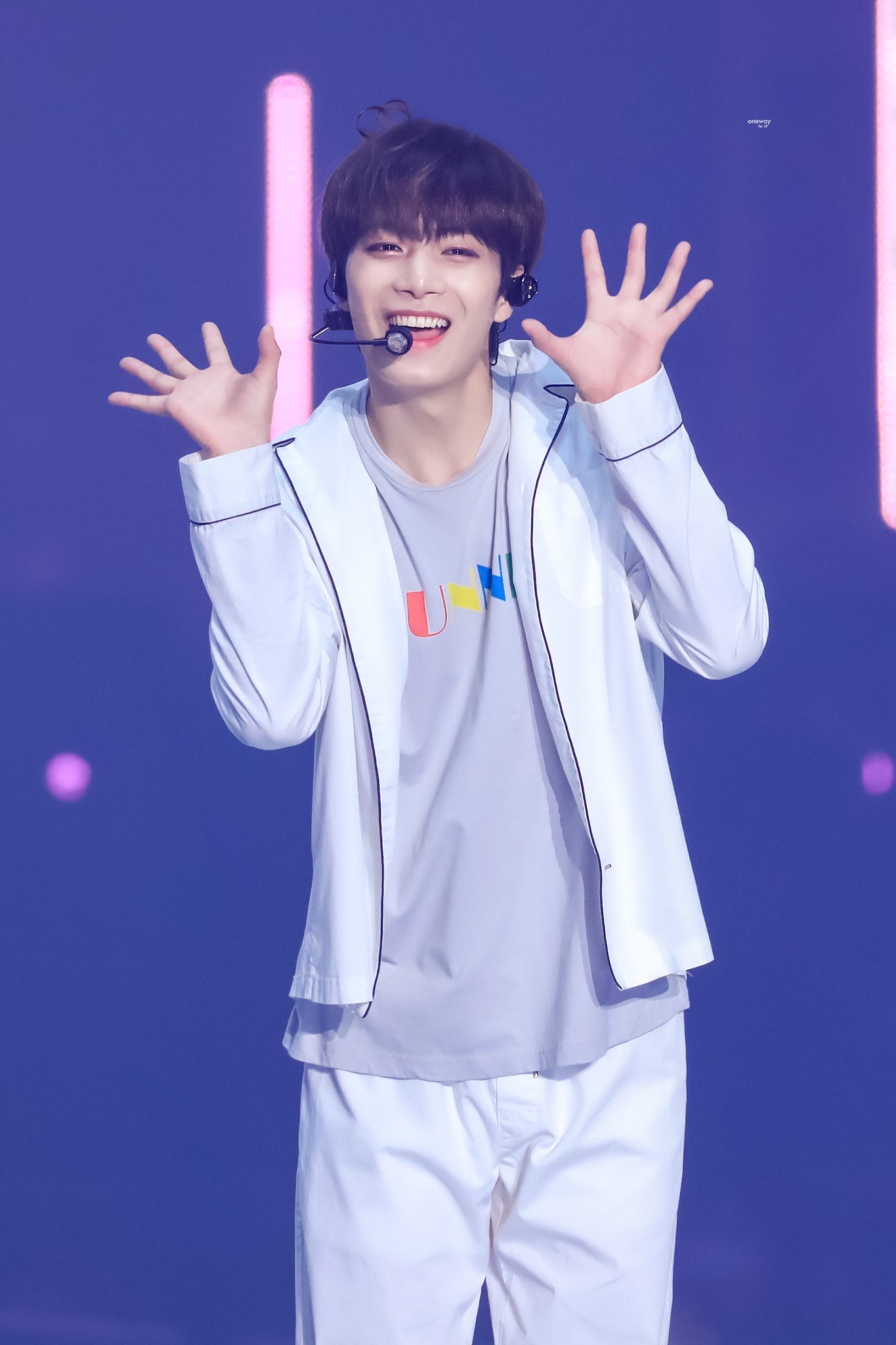 뉴이스트와 러브는 행복해오 | 인스티즈