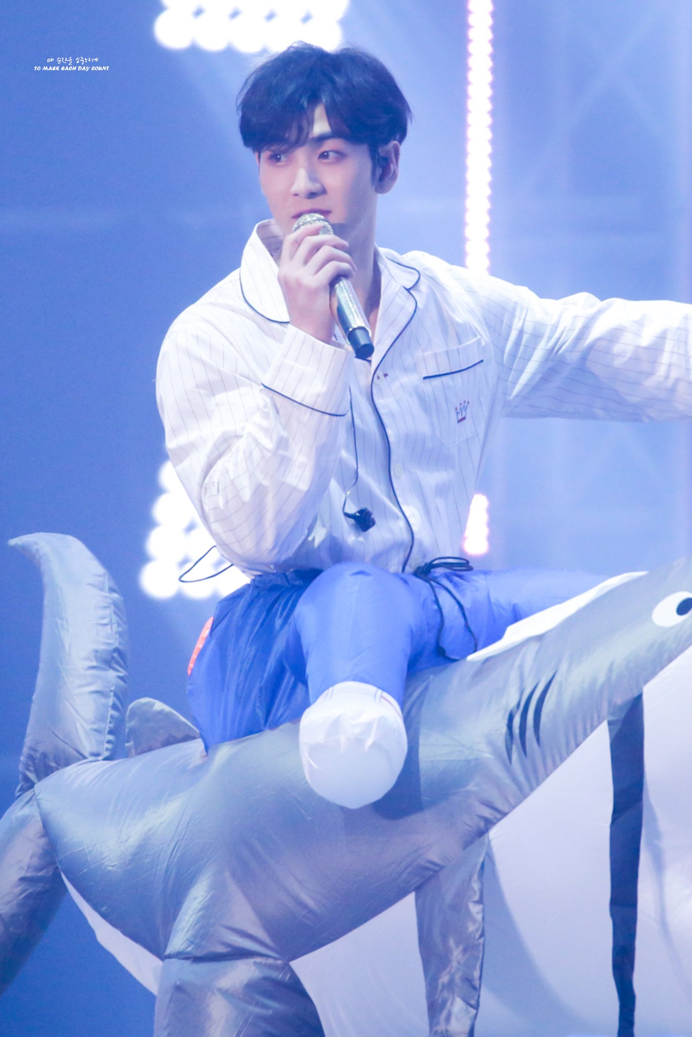 강동호(뉴이스트) 솔직히 다 안다 | 인스티즈