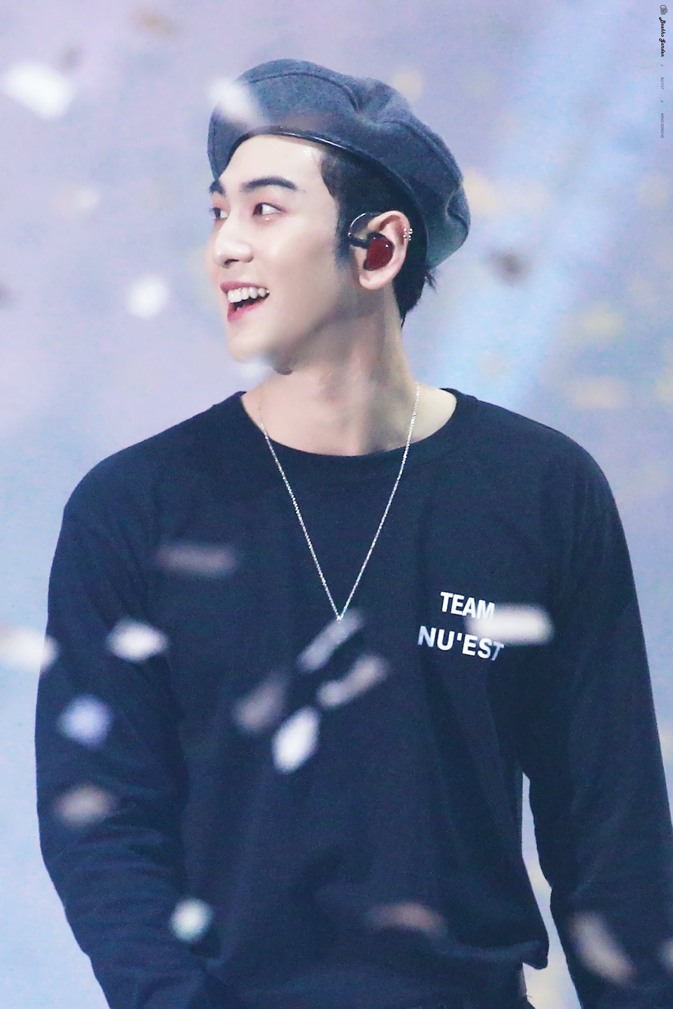 베레모 썼는데 이렇게 안 귀엽긴 처음이다; | 인스티즈