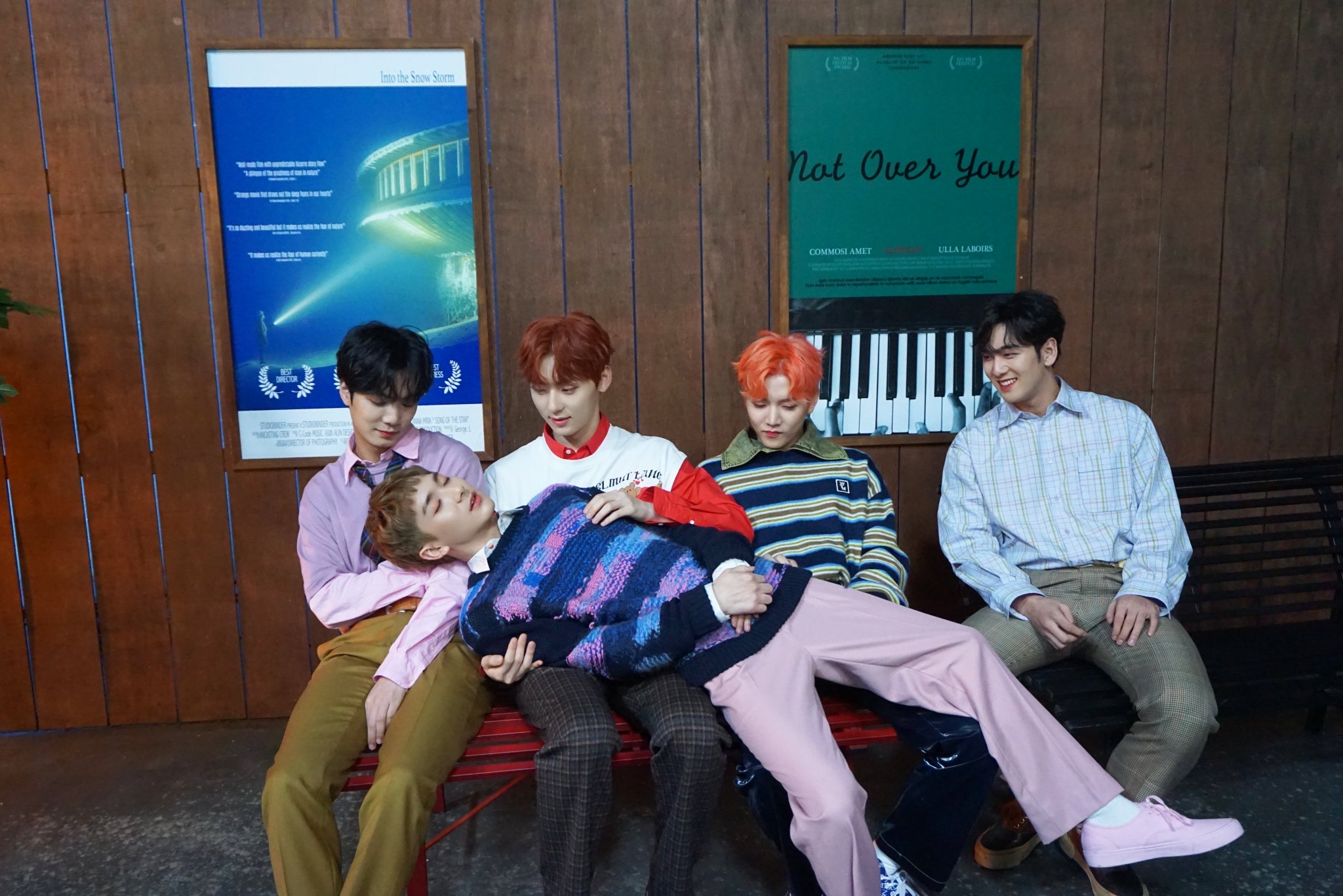 뉴이스트... 밥은 머것니,.. 어디서 뭐 하는지... | 인스티즈