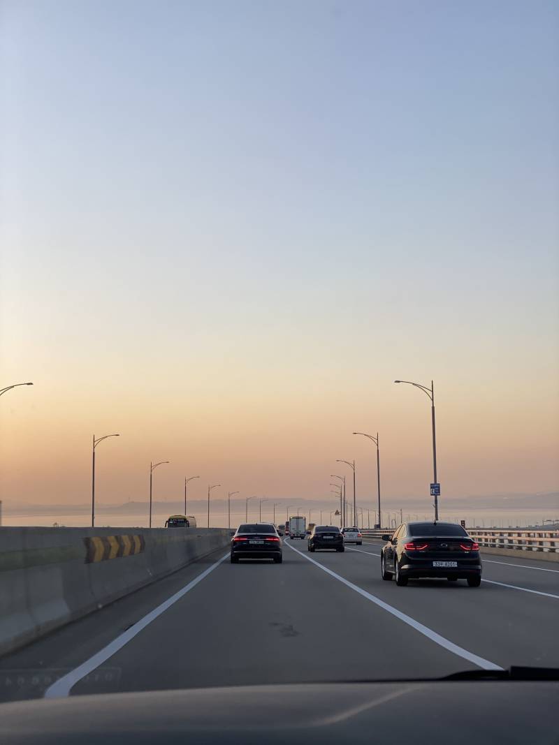 좀아까 내 눈 앞에 보이는 하늘 4040 | 인스티즈