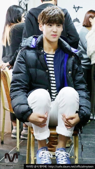 송유빈 보따리에 담아서 들튀하고싶어 | 인스티즈