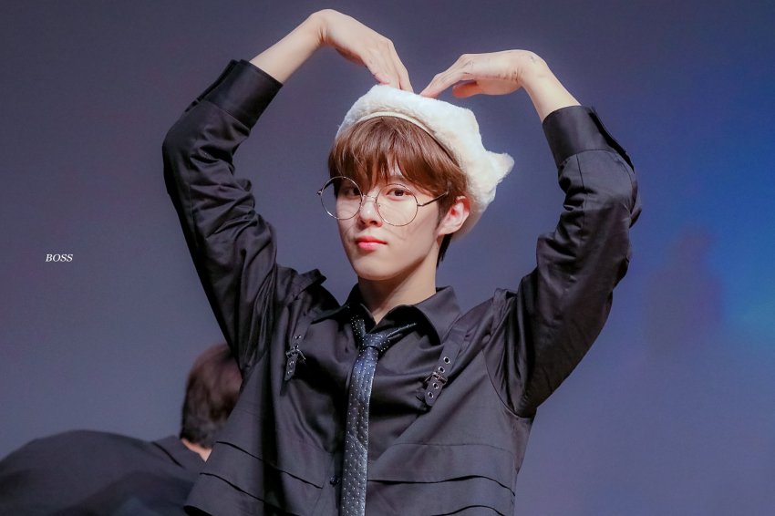 김우석 보고싶다 | 인스티즈