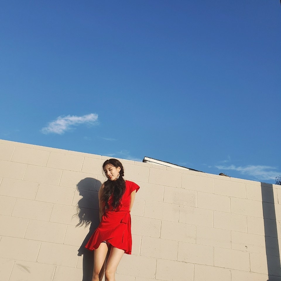 정예인 인스타로 계속 화보사진 올리는데 이래도 되는거야? | 인스티즈