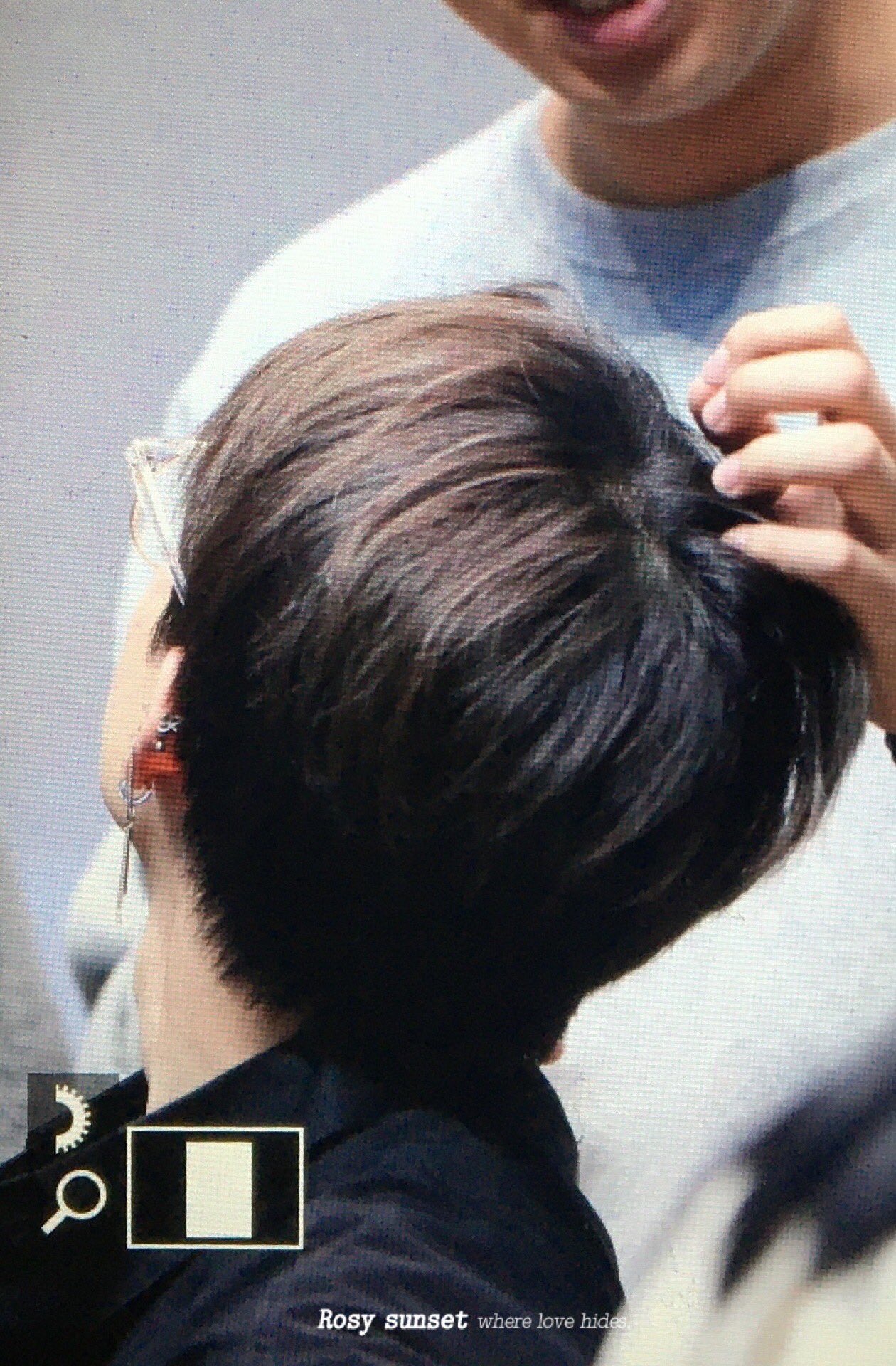 빅톤 수빈이 매니저 형이 사과머리 해주는거ㅋㅋㅋㅋㅋ | 인스티즈