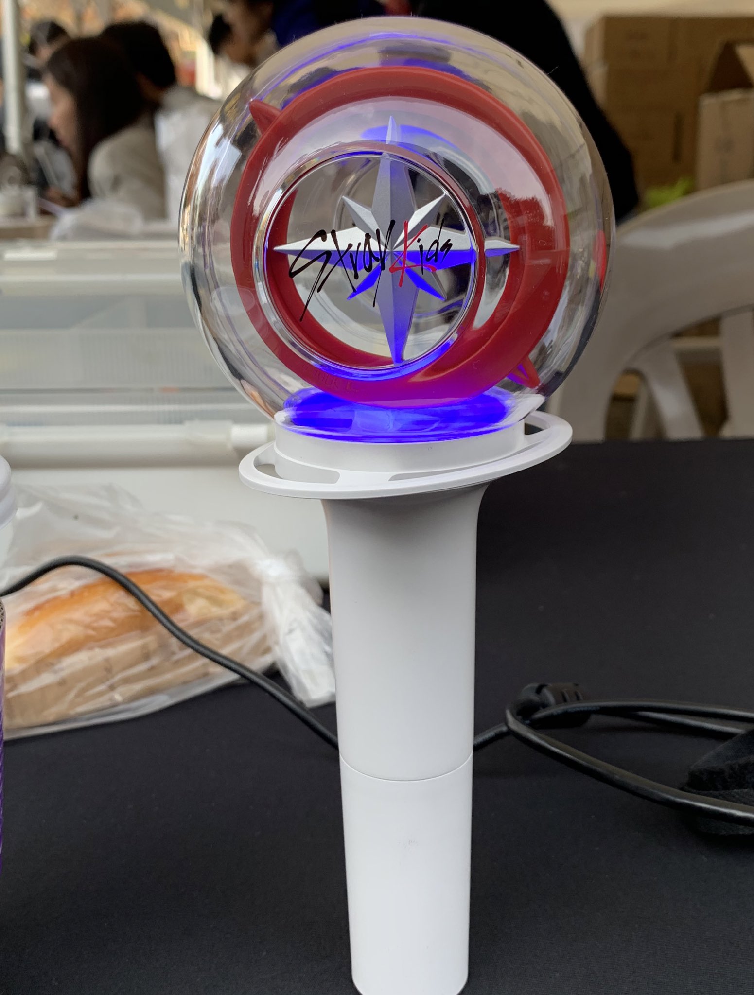 스키즈 공식 응원봉 예뻐 ㅠㅠㅠㅠㅠㅠㅠㅠㅠㅠㅠㅠ | 인스티즈