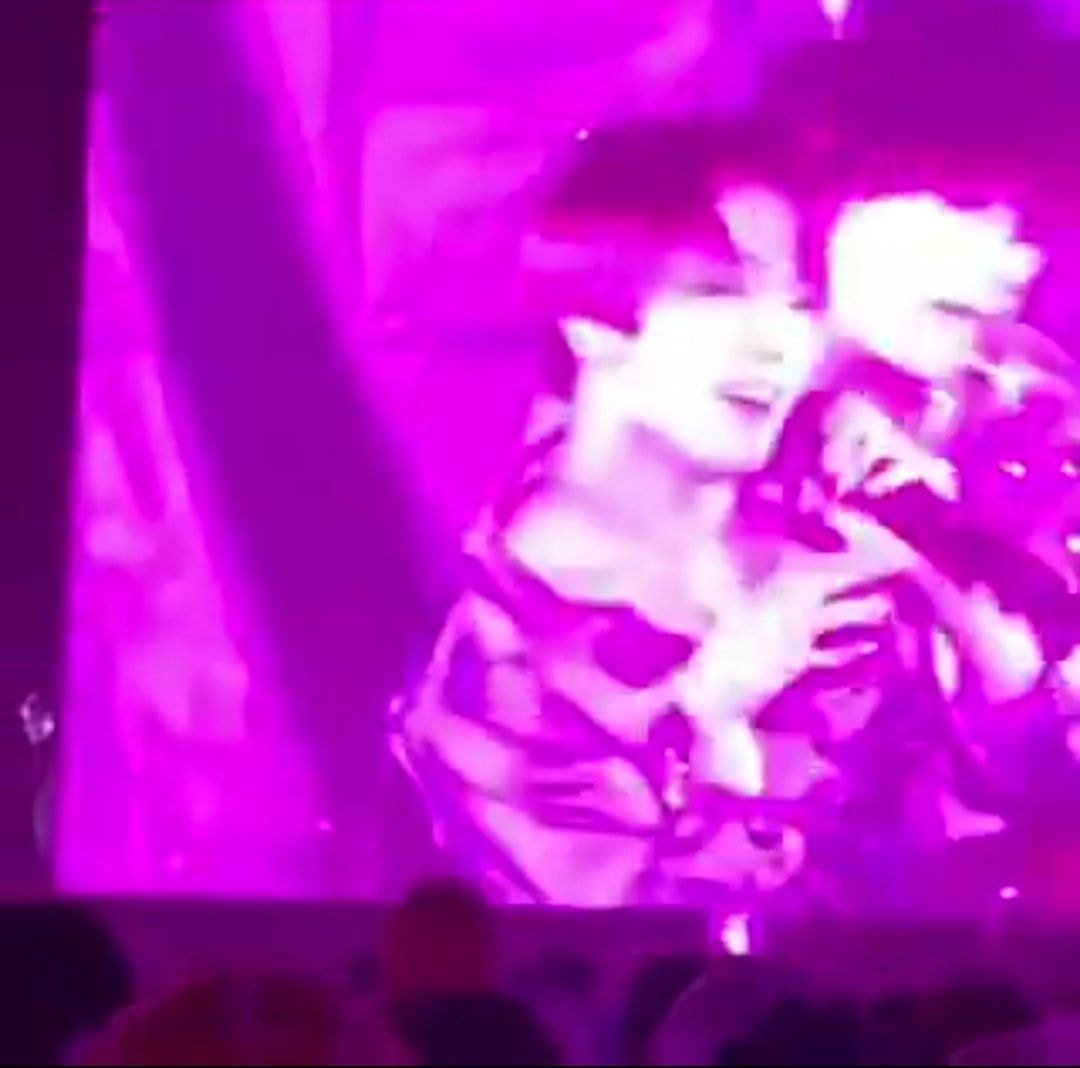 방탄 정국 오늘 의상 뭐냐 | 인스티즈