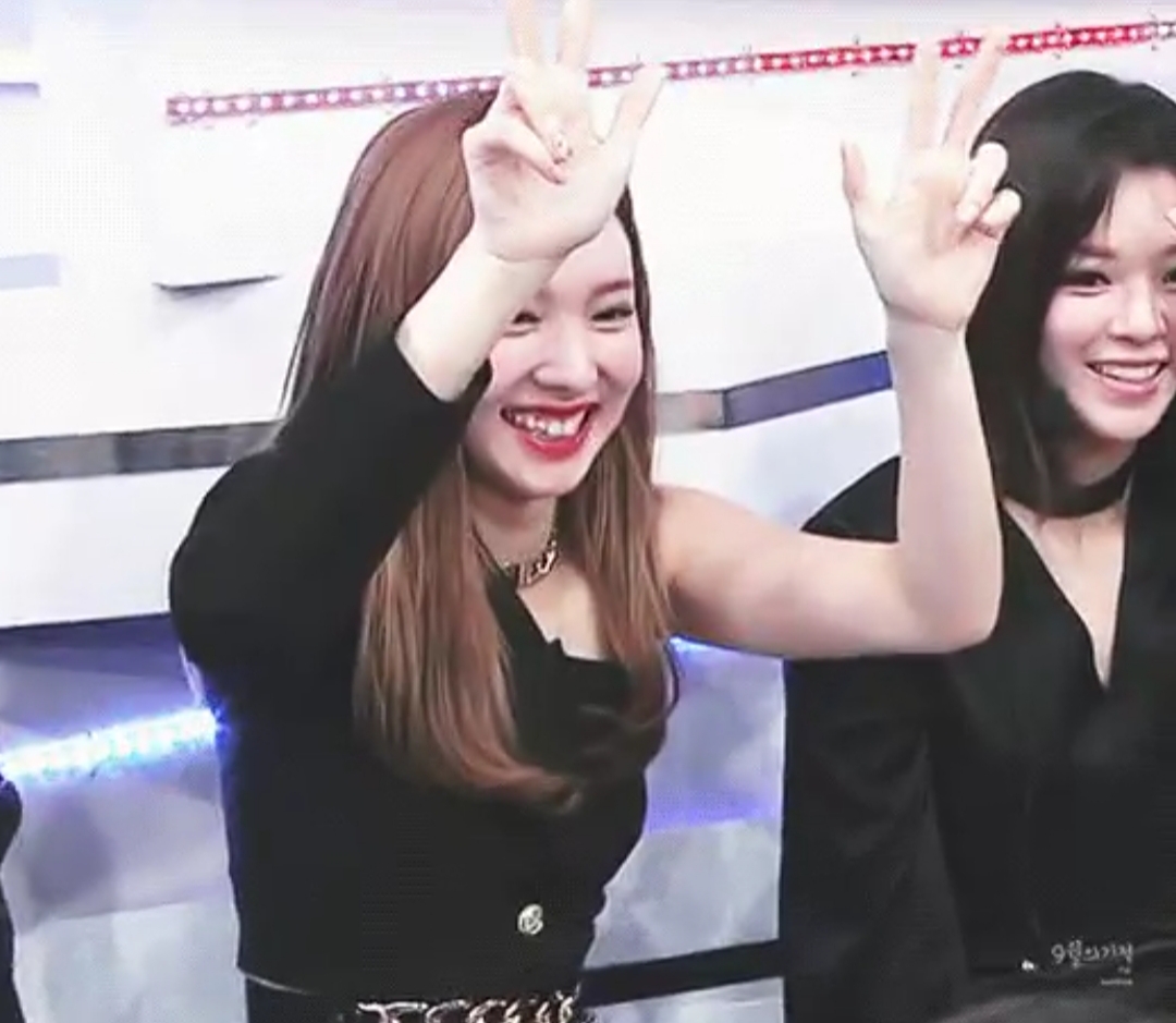 임나연 오늘도 귀엽다 | 인스티즈