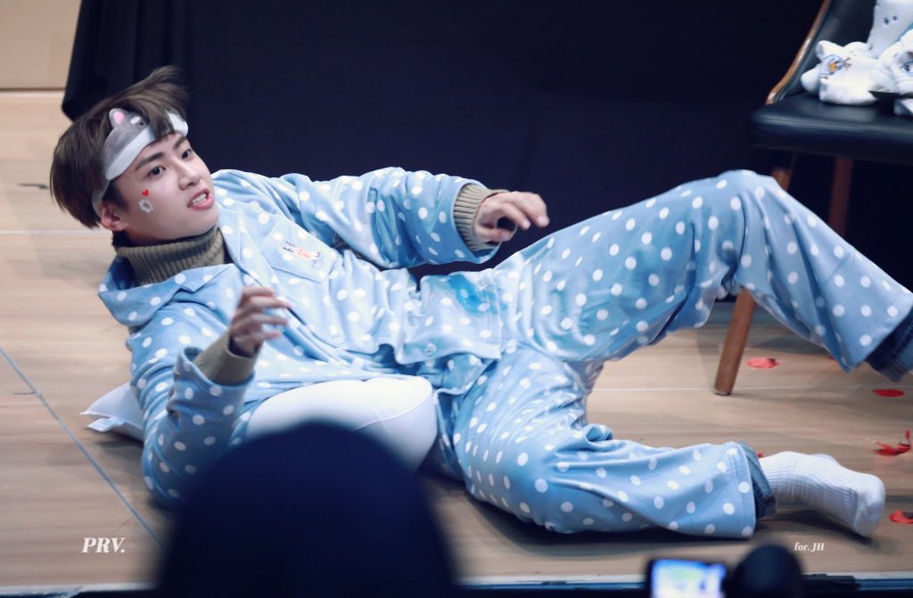 왁 이진혁 이고 뭐야 | 인스티즈