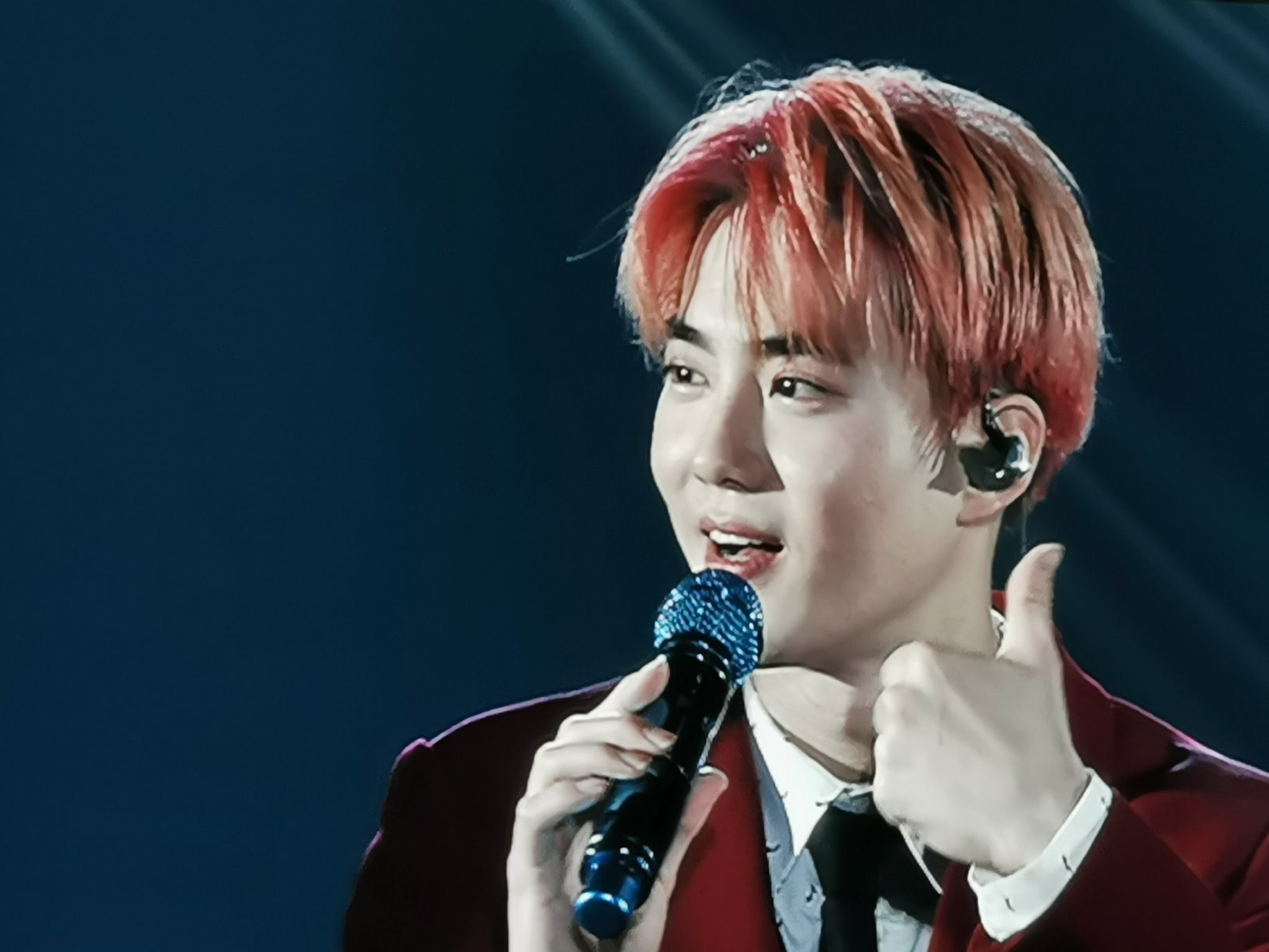 오늘 엑소콘 수호 미모 진짜 미쳤어 부농머리 부농섀도 부농볼 부농입술 | 인스티즈