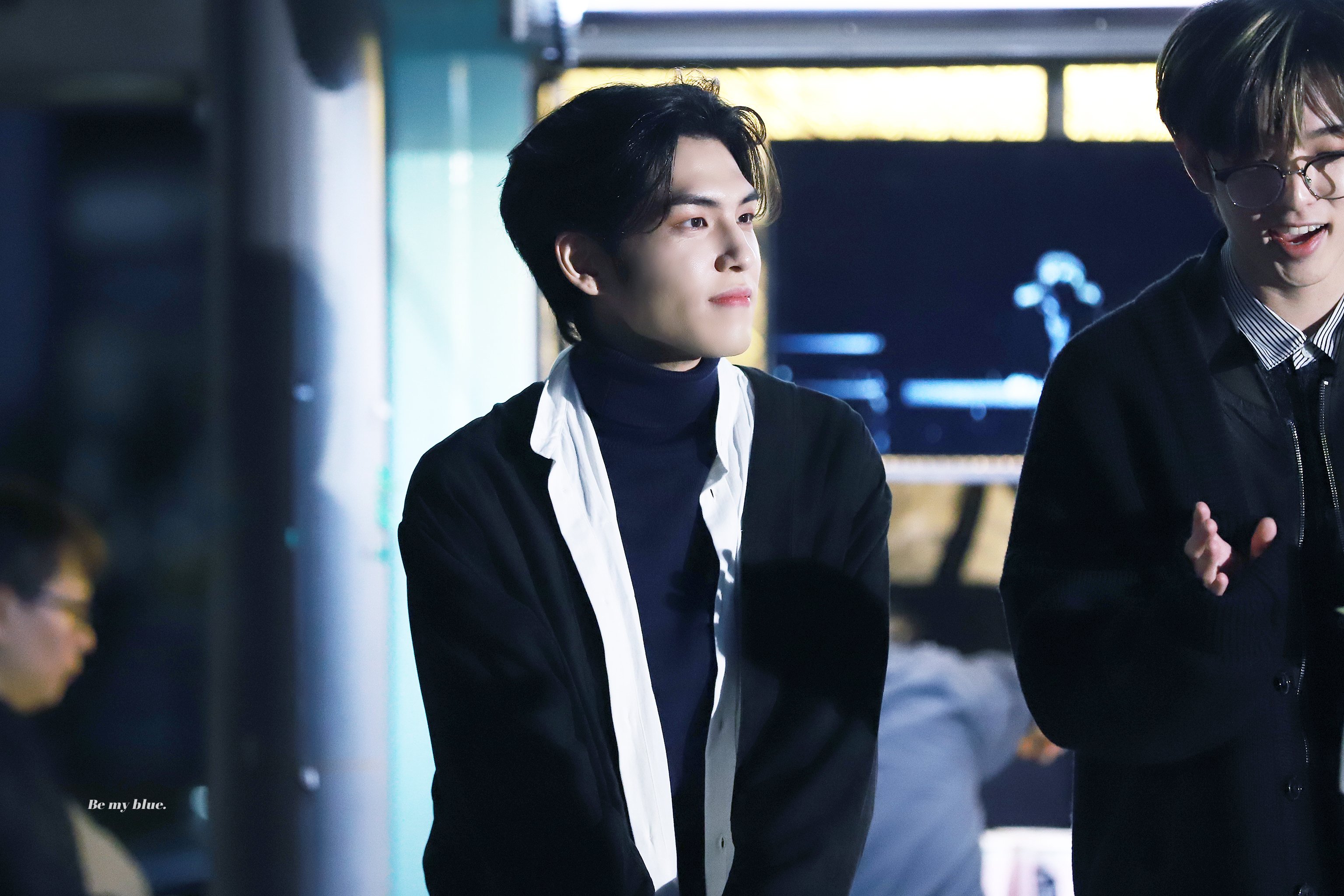 원필이 긴머리도 진짜 예뻐.. | 인스티즈