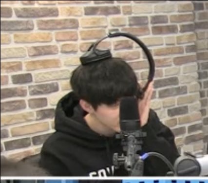 헤드폰 왜 이렇게 쓰는지 아시는 분?? | 인스티즈