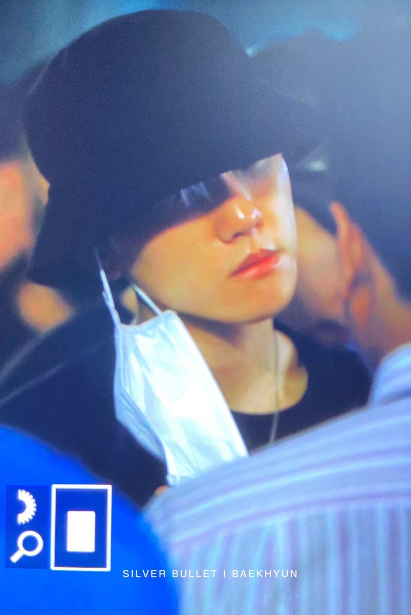 백현이 만히 피곤하겟다 | 인스티즈