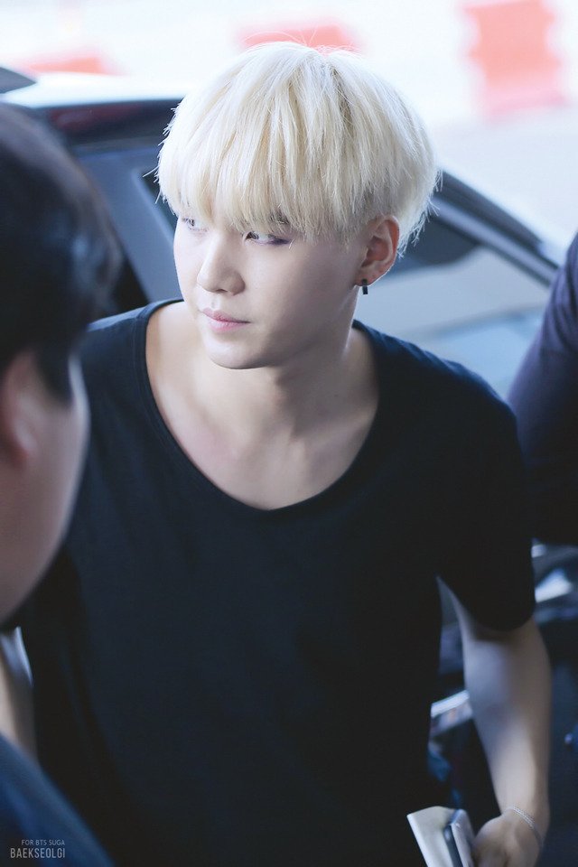 요즘 슈가 얼굴로 기억하는 사람들은 모른다는 슈가 예민미 절정 시절... | 인스티즈