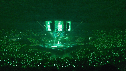 아이유 콘서트 가고 싶어지는 사진 | 인스티즈