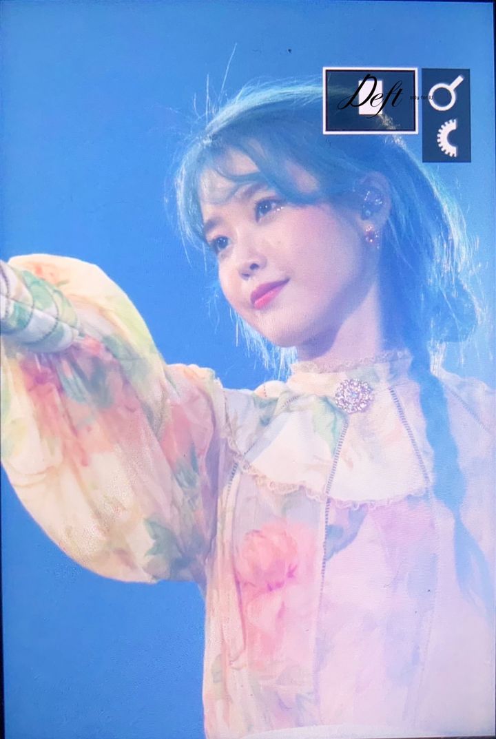 오늘 아이유 콘에서 분홍신같은 착장입었네TㅁT...우리언니 너무 예뻐... | 인스티즈