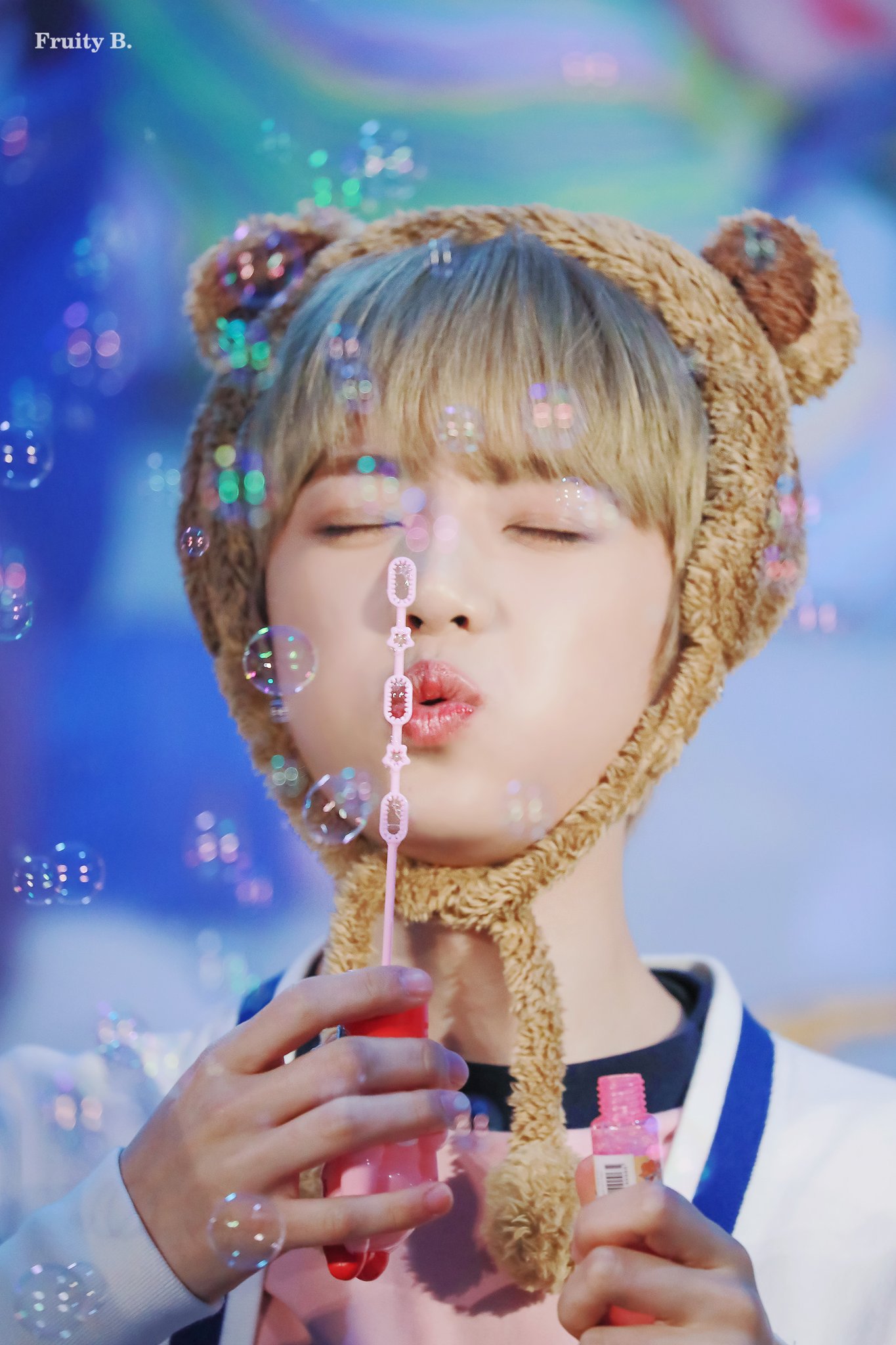 투바투 범규 너무 좋아서 같이 보자고 짤 놓고 갑니다 | 인스티즈