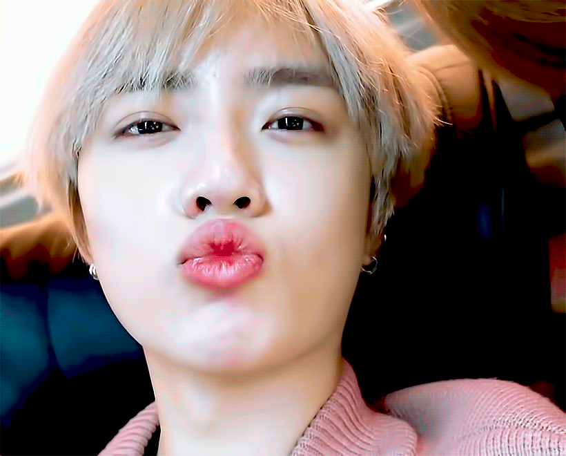 투바투 범규 너무 좋아서 같이 보자고 짤 놓고 갑니다 | 인스티즈