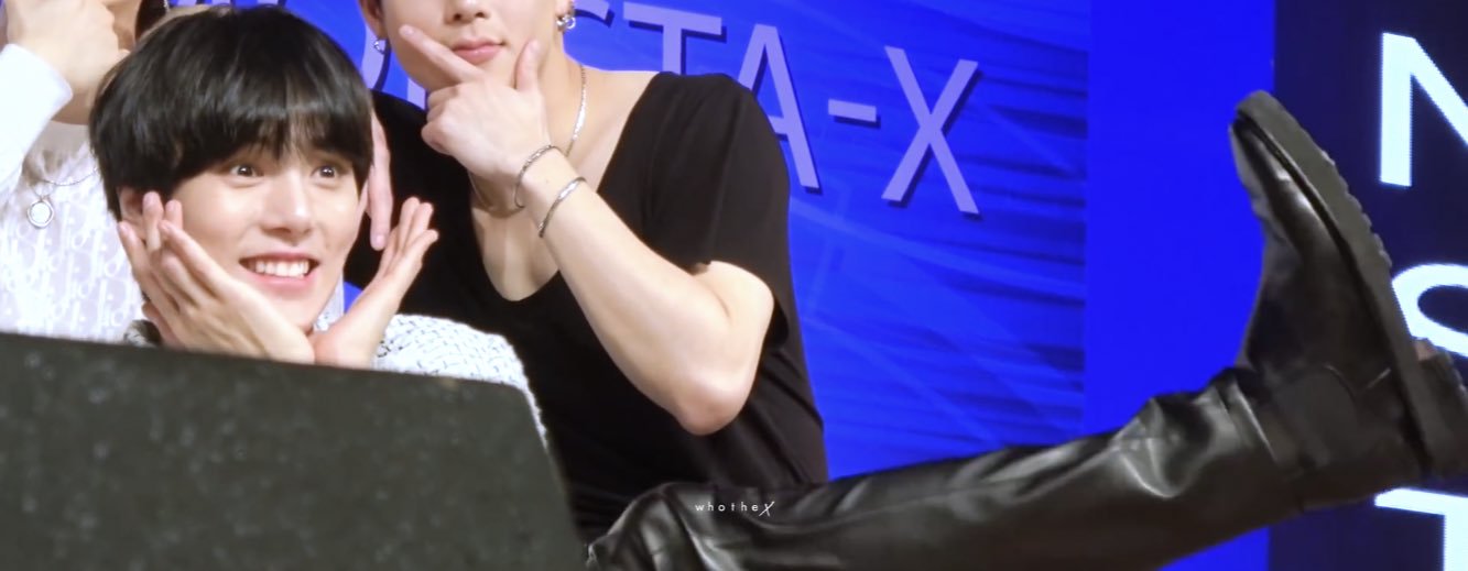 내 본진 귀척하다가 다리까지 올라가는거봨ㅋㅋㅋㅋㅋㅋㅋㅋㅋㅋ | 인스티즈