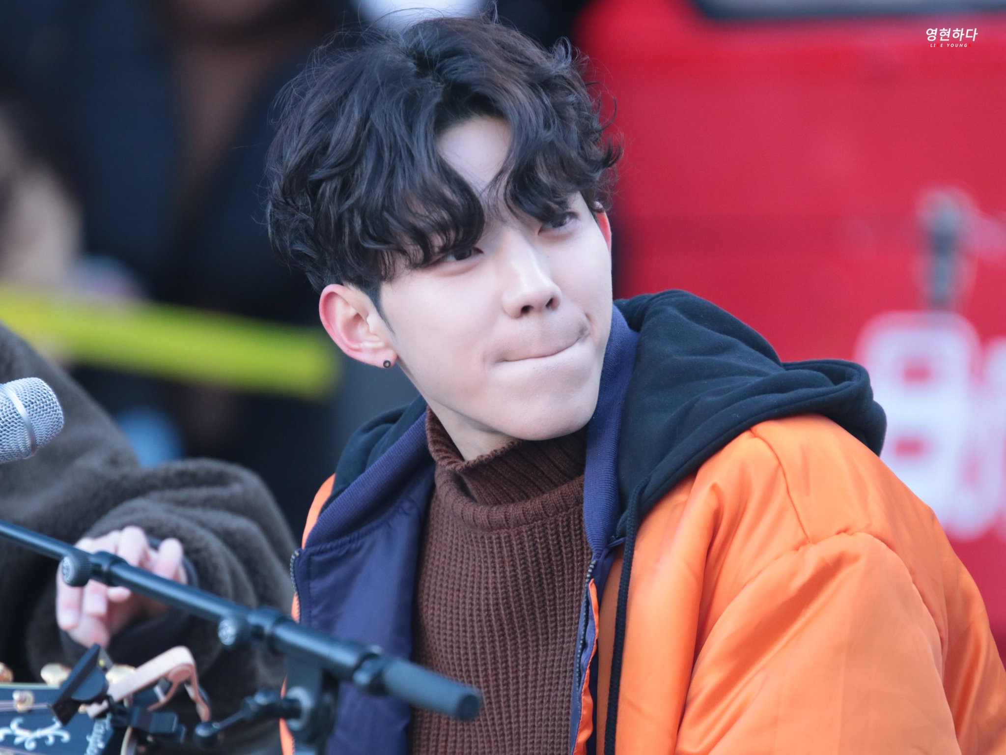 갠적으로 데식 도운이 이 헤어스타일이 최고 좋아....•0• | 인스티즈