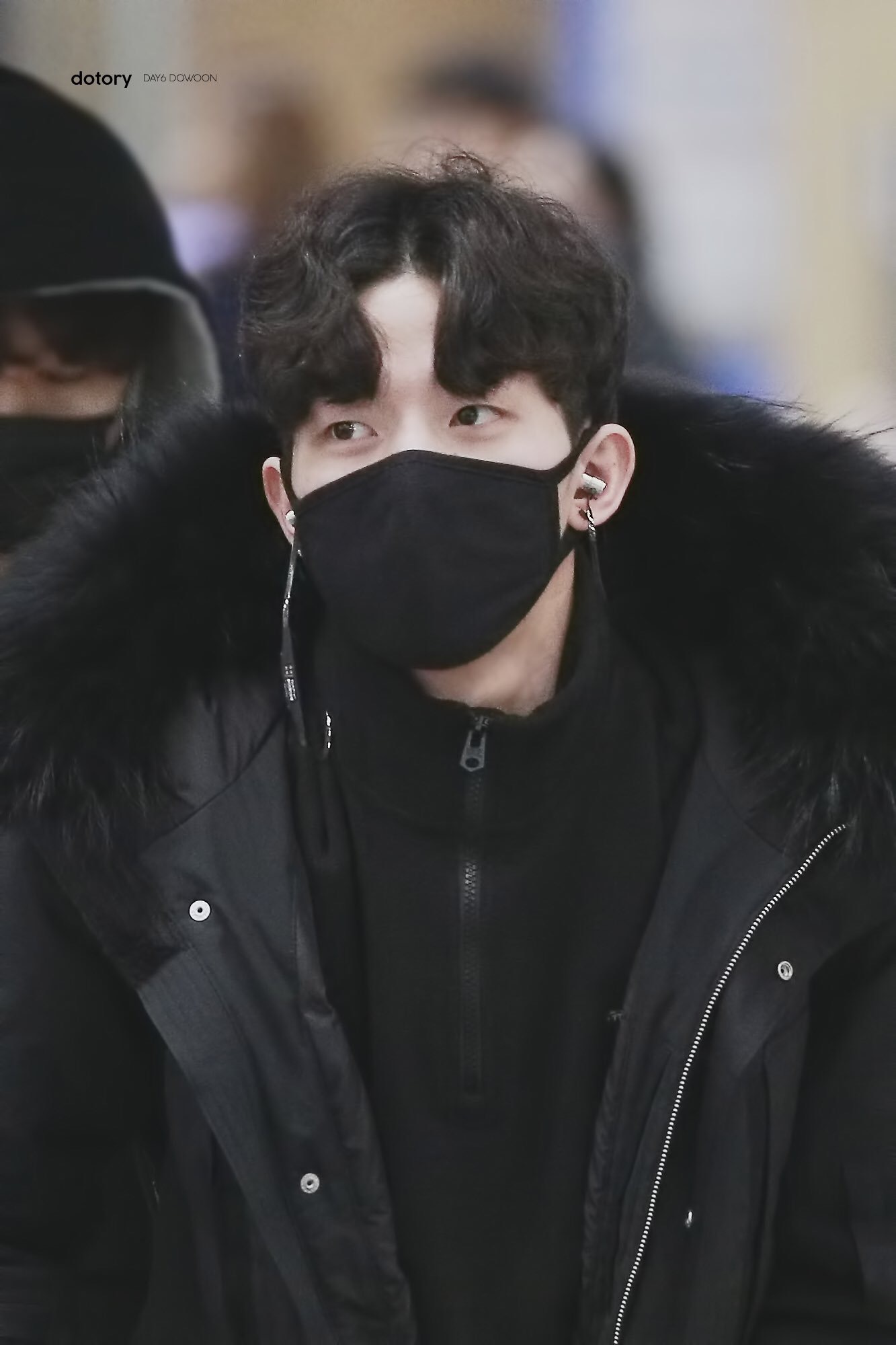 갠적으로 데식 도운이 이 헤어스타일이 최고 좋아....•0• | 인스티즈